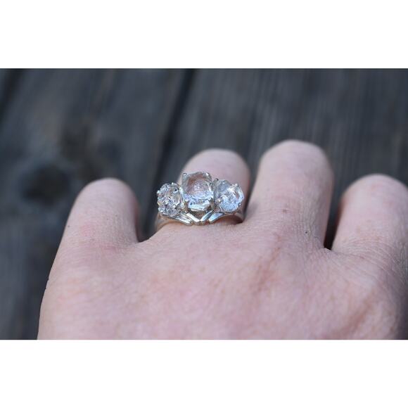 alternative raw diamond engagement rings, raw crystal size 4 5 6 7 8 8 9 10 11 - Picture 3 of 6